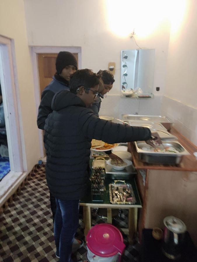 The Gulmarg Gateway Resort Srīnagar Extérieur photo