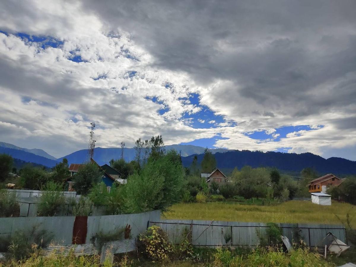 The Gulmarg Gateway Resort Srīnagar Extérieur photo