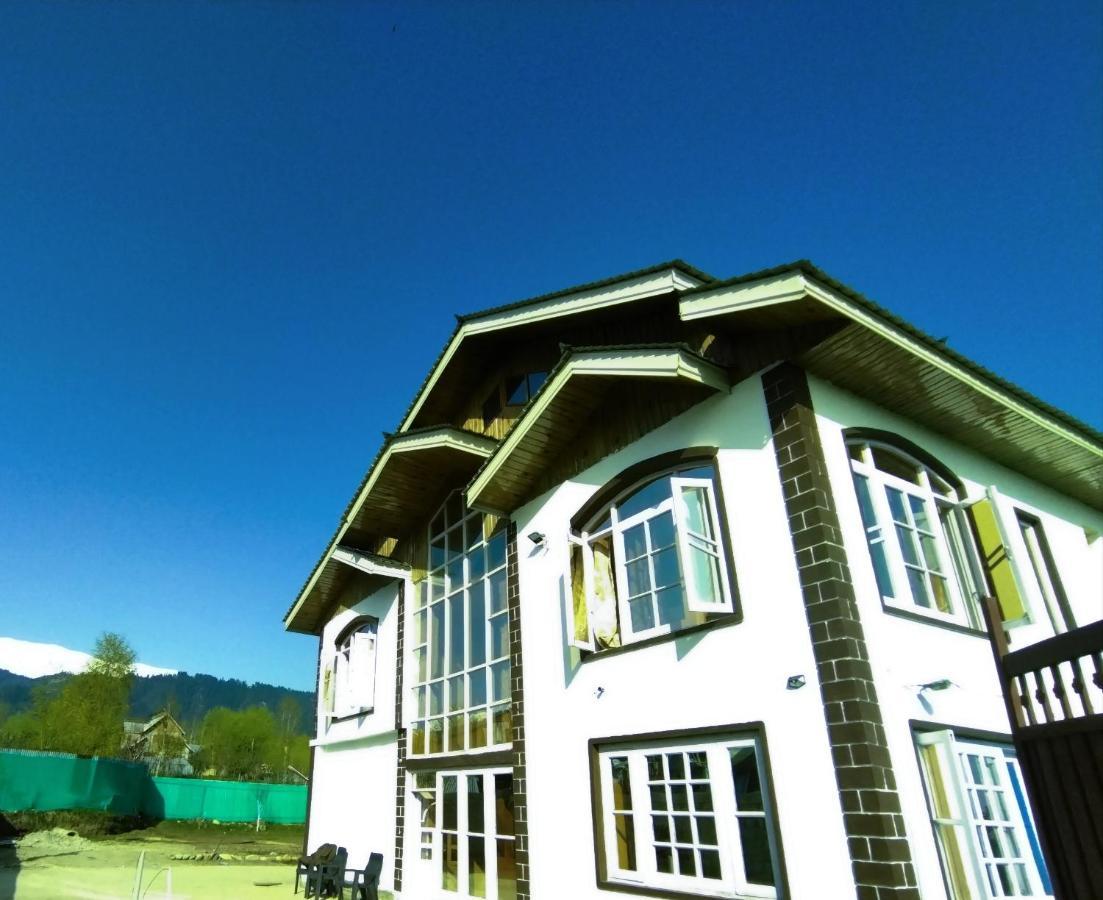 The Gulmarg Gateway Resort Srīnagar Extérieur photo